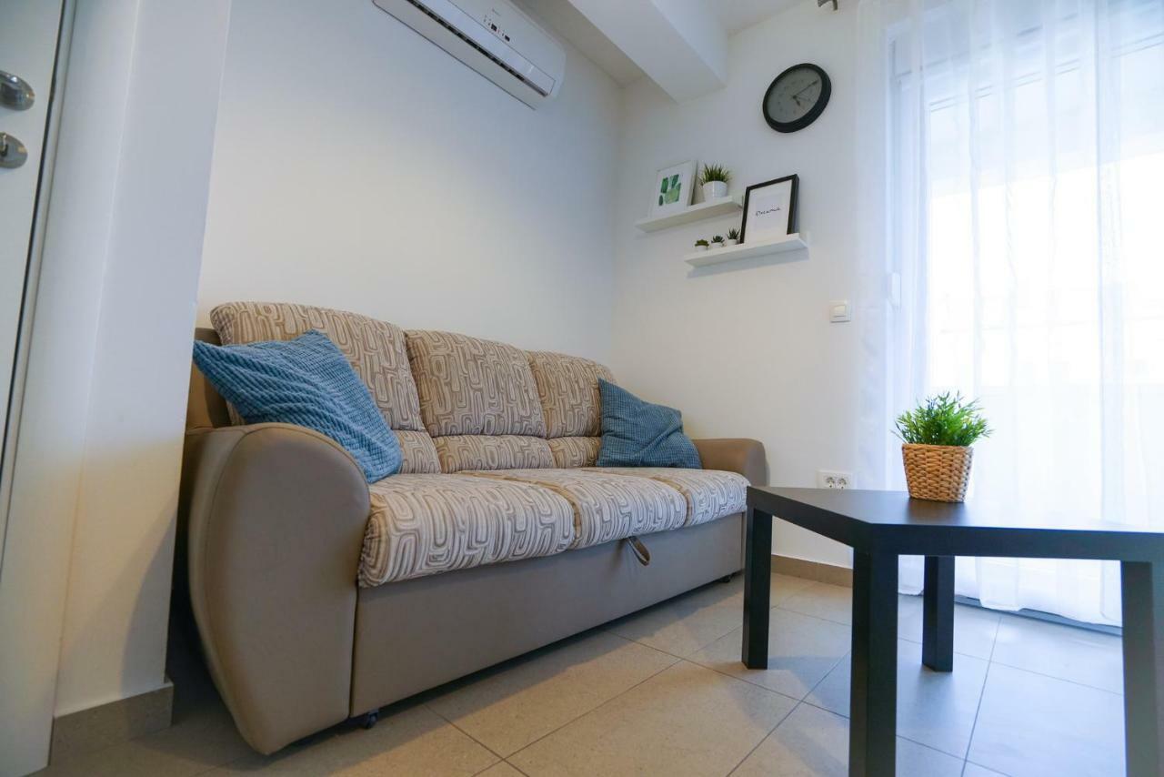 Apartament Apartman Reno *